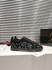 Christian Louboutin 2025032101 - 5