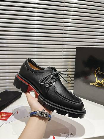 Christian Louboutin 2025032103