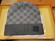 LV beanie hat 2025032601 - 1