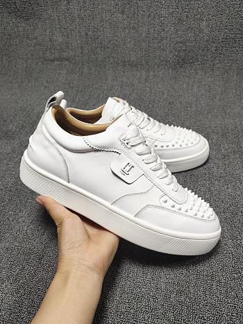 Christian Louboutin sneaker 2025041501
