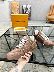 LV sneaker 2025041902 - 2