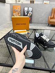 LV sneaker 2025041903 - 3