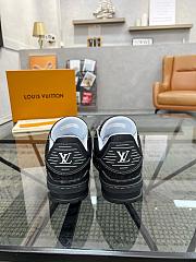 LV sneaker 2025041903 - 2