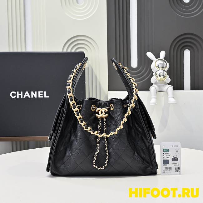 Chanel 25 Small Handbag Grained Calfskin & Gold-Tone Metal black 30cm - 1