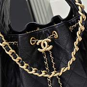 Chanel 25 Small Handbag Grained Calfskin & Gold-Tone Metal black 30cm - 2