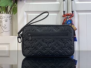 LV Pochette Kasai G65 24.5x15.5x6cm 