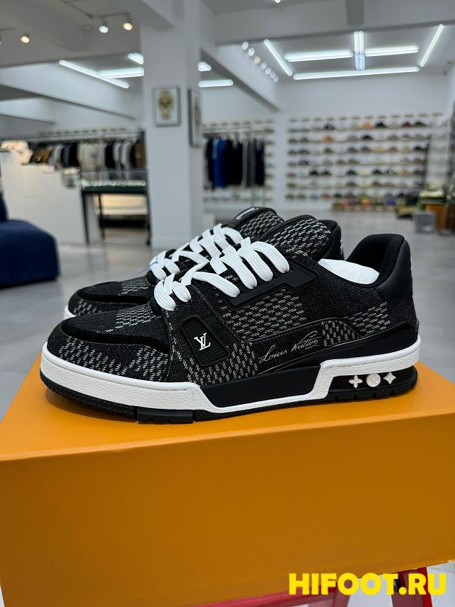 LV sneaker 2025052901 - 1