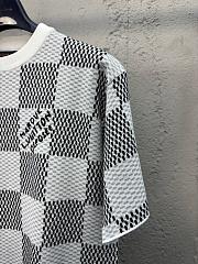 LV T-shirt 2025061001 - 3