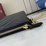 Gucci GG Marmont pochette with chain black 21x15x3.5cm - 3