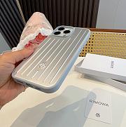 rimowa phone case  - 4