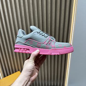 LV sneaker 2025070402