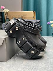 Balenciaga Hard Crocs 2025082701 - 3