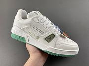 LV sneaker 2025092901 - 2