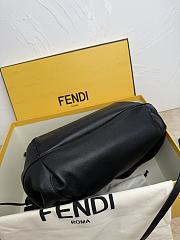 Fendi Spy Small Leder Schwarz 18x12x32cm - 2