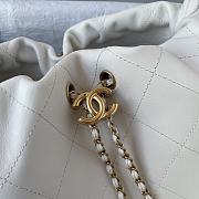 Chanel 26C Hobo Bag White Leather-35×12×45cm - 4