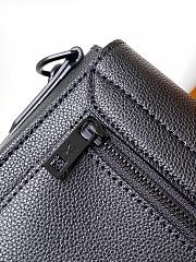 LV takeoff messenger PM 22*16.5*7CM - 3