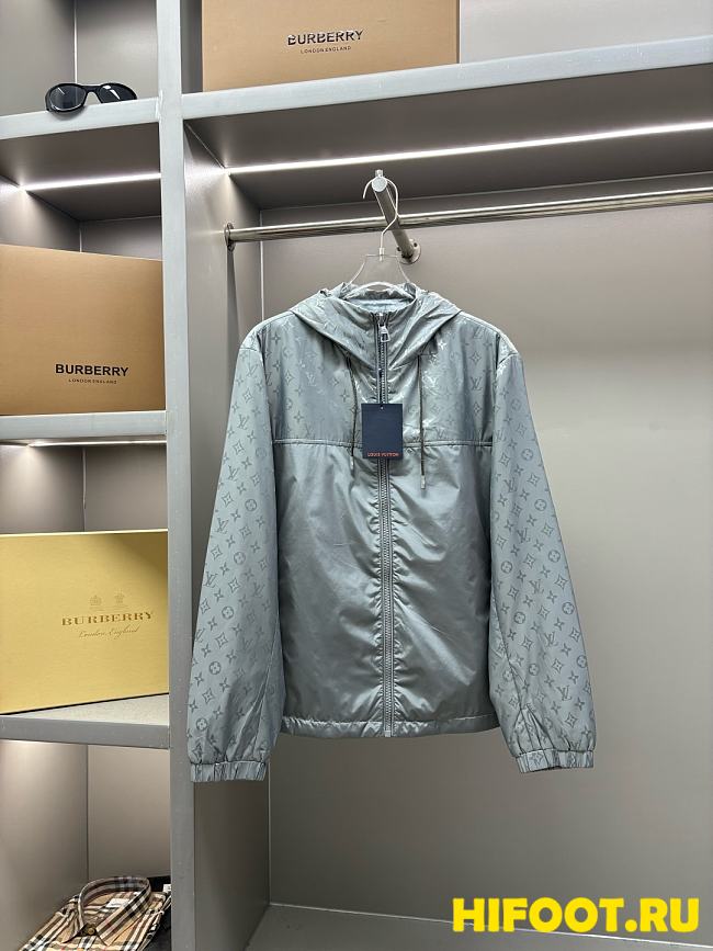 LV coat 2025110701 - 1