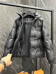 LV down jacket 2025110705 - 3
