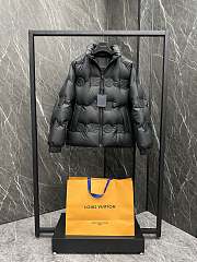 LV down jacket 2025110705 - 2