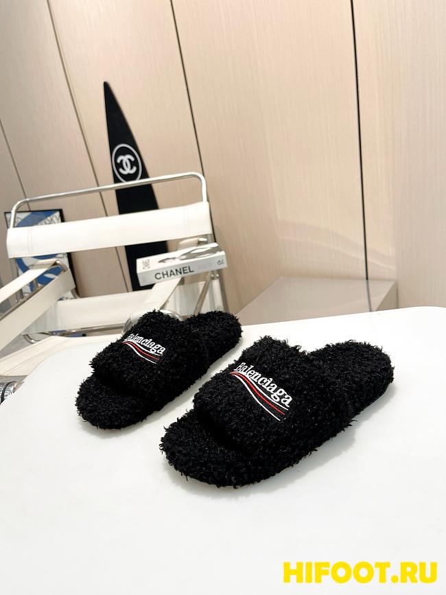 Balenciaga slide 2025112201 - 1