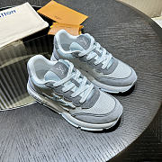 LV sneaker 2025112401 - 2