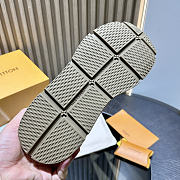 LV sneaker 2025112402 - 4