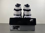 Jordan 8 Retro Bugs Bunny (2025)  305381-100 - 3