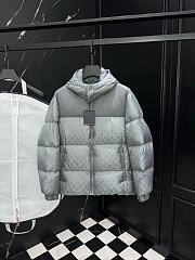 LV down jacket 2025120301 - 1