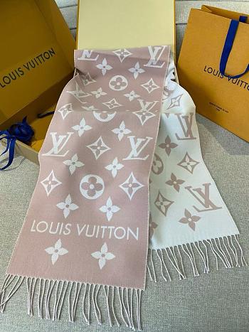 LV Scarf 2025120801