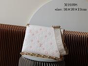 1V Coussin PM handbag M22398 26x20x12cm - 1