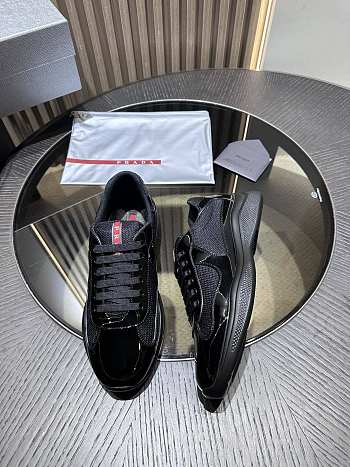 Prada sneaker 2025122601
