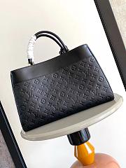 LV Avenue MM bag 38.5*24*15CM - 3