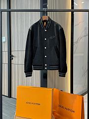 LV Jacket 2025010701 - 2