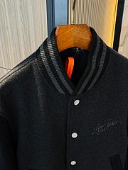 LV Jacket 2025010701 - 4