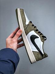 Jordan 1 Retro Low OG Medium Olive  HQ6998-200 - 3