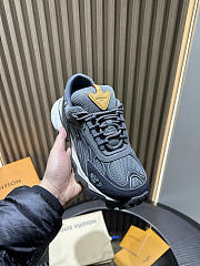LV sneaker 2026011402 - 5