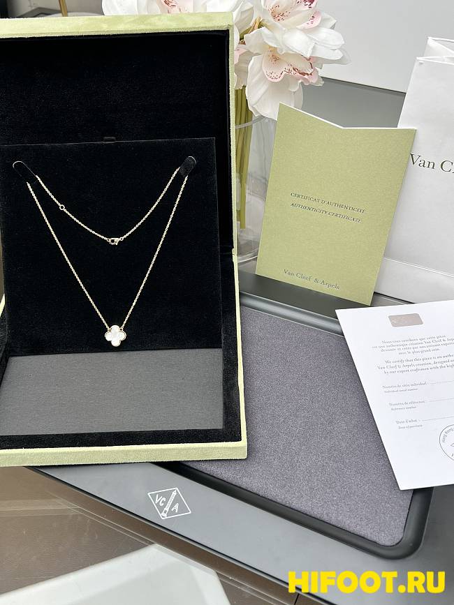 VCA necklace 2026011501 - 1