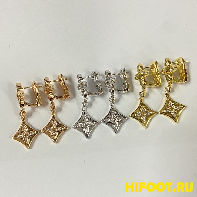 LV earrings one pair (Silver gold or rose gold ) 2026011903 - 1