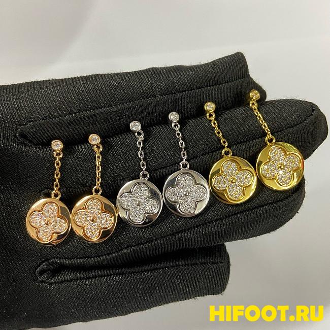 LV earrings one pair (Silver gold or rose gold ) 2026011904 - 1