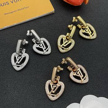 LV earrings one pair (Silver gold or rose gold ) 2026011905