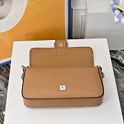 Fendi Baguette 27*6*15CM 2026012001 - 2