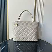 Chanel Medallion tote calfskin bag 30x14x24cm 2026012101 - 4