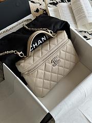 Chanel Vanity Case 14x19x5cm 2026030502 - 3