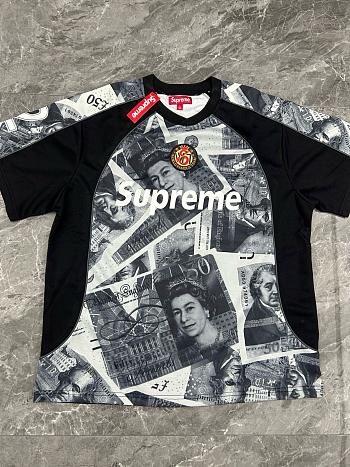 Supreme T-shirt 2025032701