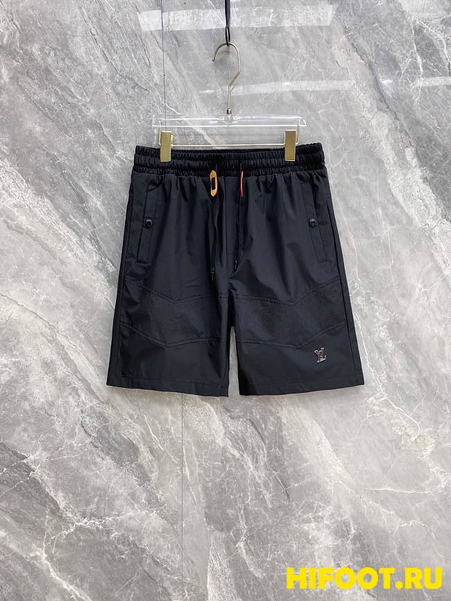 LV shorts 2026051201 - 1