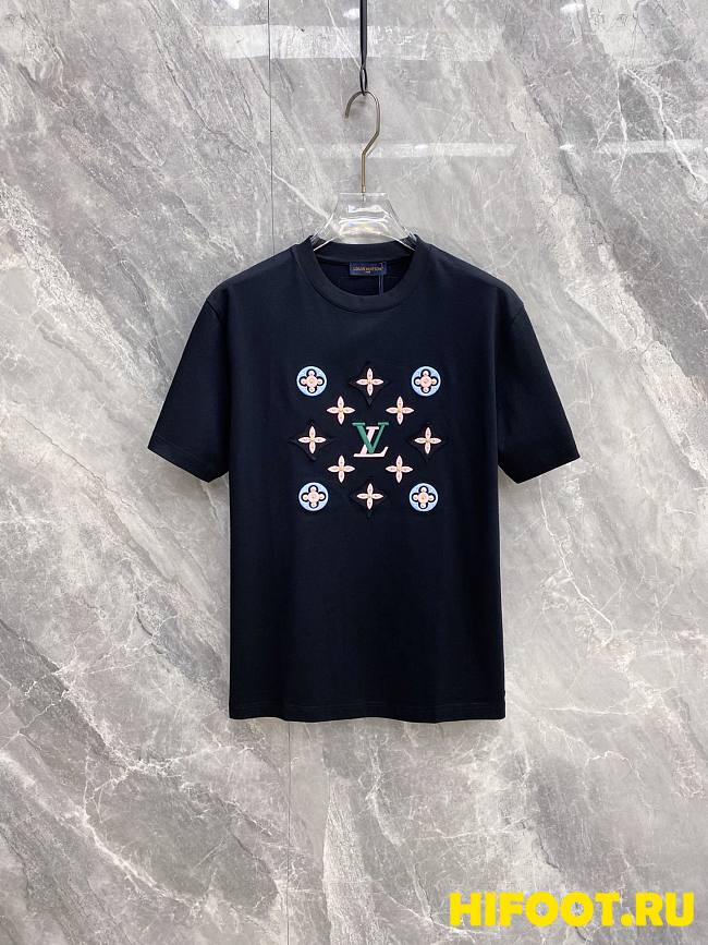 LV T-shirt 2026051203 - 1