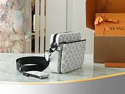 LV Trio Messenger bag 25CM  202651301 - 3