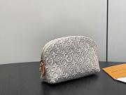 LV Pochette Cosmétique PM Other Monogram Canvas 19*12*6CM 02 - 4