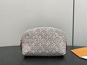LV Pochette Cosmétique PM Other Monogram Canvas 19*12*6CM 02 - 3