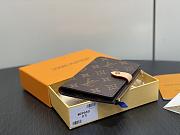 LV Passport holder cardholder 14*10*2.5CM 02 - 4